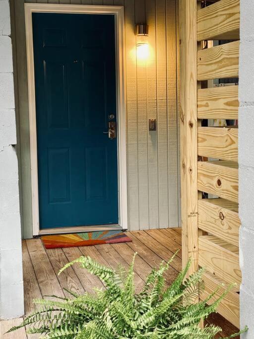 Tybee Sunshine ~ 50 Steps 'Till Toes In The Sand Tybee Island Exterior photo